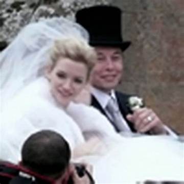 Wiki, Bio, Age, Husband, Married, Wedding ·